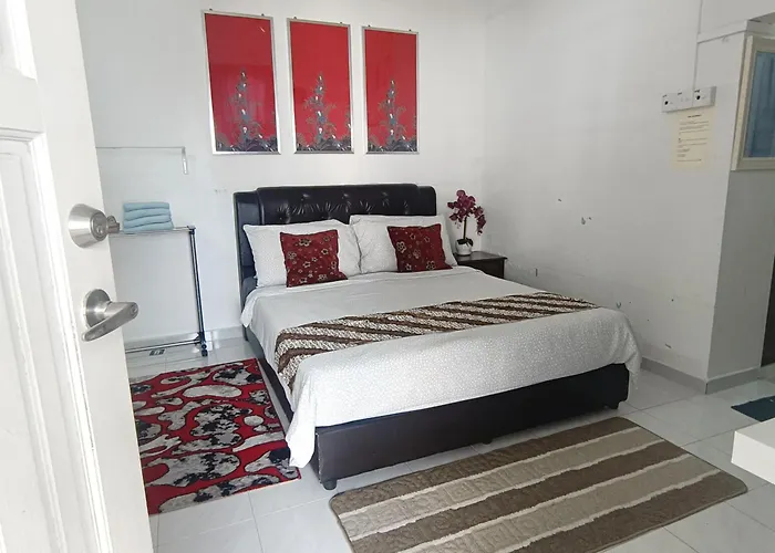Canal Deluxe Room Stay Kota Bharu