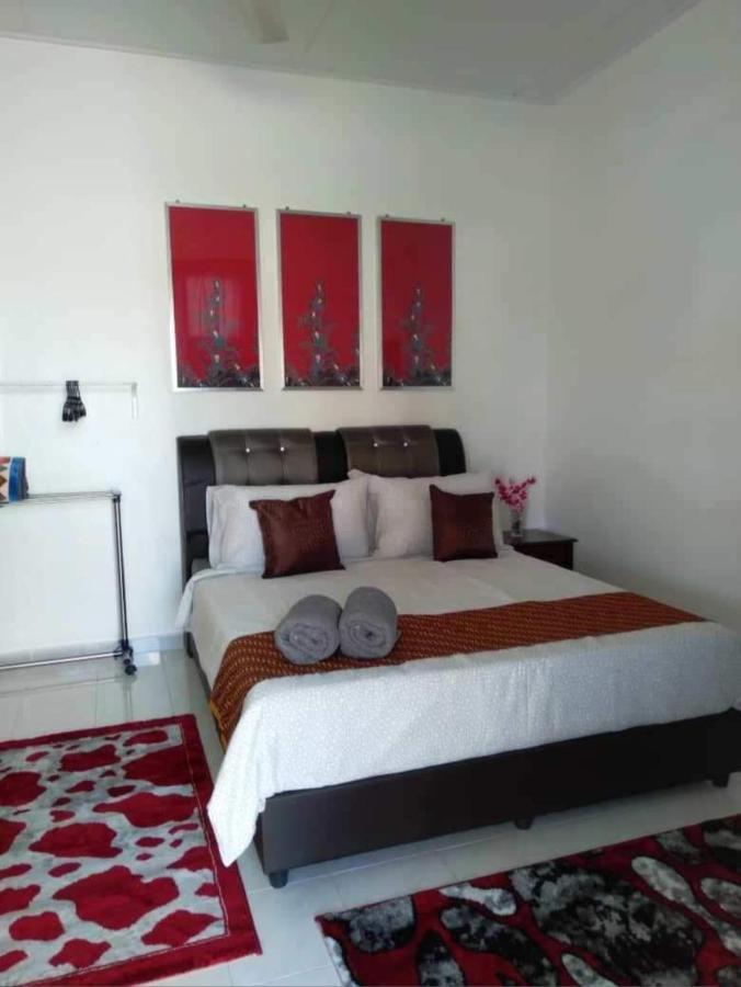 Canal Deluxe Kota Bharu