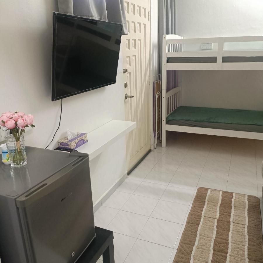 Canal Deluxe Holiday home